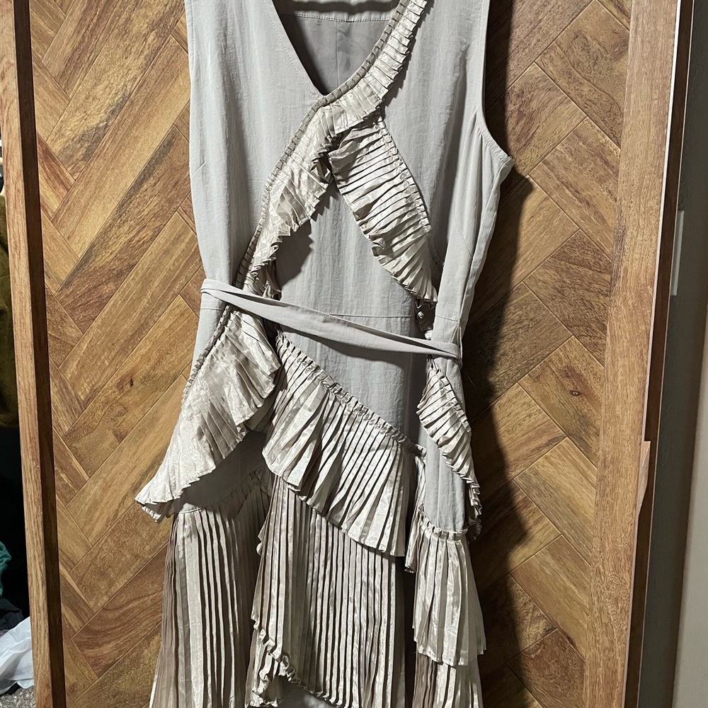 Vintage GAP Asymmetrical Cream Ruffle Dress